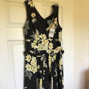 Summer dress with tag